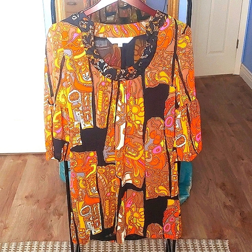Trina Turk Silk size 4 Dress. - Picture 1 of 7